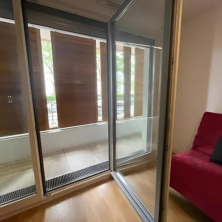 Citronnelle, 2 Chambres, 3 Min Metro 8 Apartman *