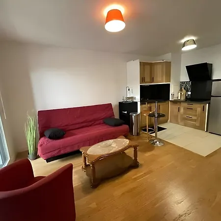 Citronnelle, 2 Chambres, 3 Min Metro 8 Apartment