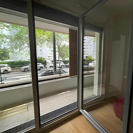 Citronnelle, 2 Chambres, 3 Min Metro 8 Apartman *